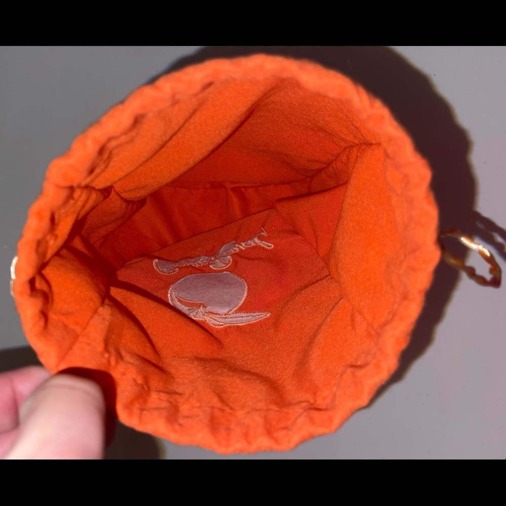 🍑 👑 Crown Royal peach velvet bag “NEW” - Picture 4 of 8